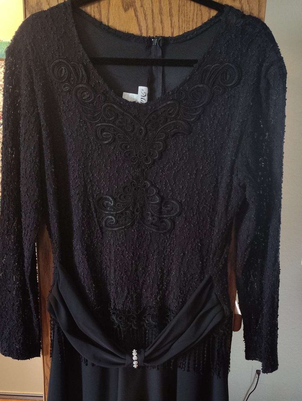 Maxima Black Long-Sleeve Lace Evening Gown with Appliqué
